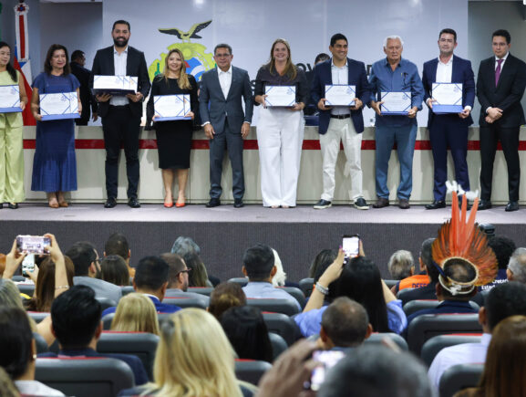 FMT-HVD recebe selos de qualidade em gestão, transparência e ouvidoria  